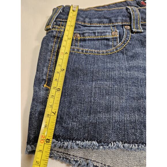 Ecko UNLTD Women's Shorts Size 3/4 Blue Dark Wash Denim Jean Pockets Raw Hem - Picture 10 of 13